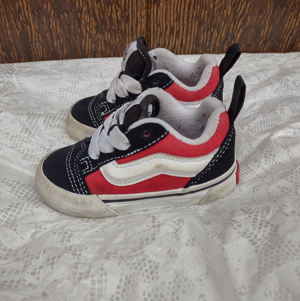 Vans Knu Skool Toddler Shoes Black and Racing Red Size 5T